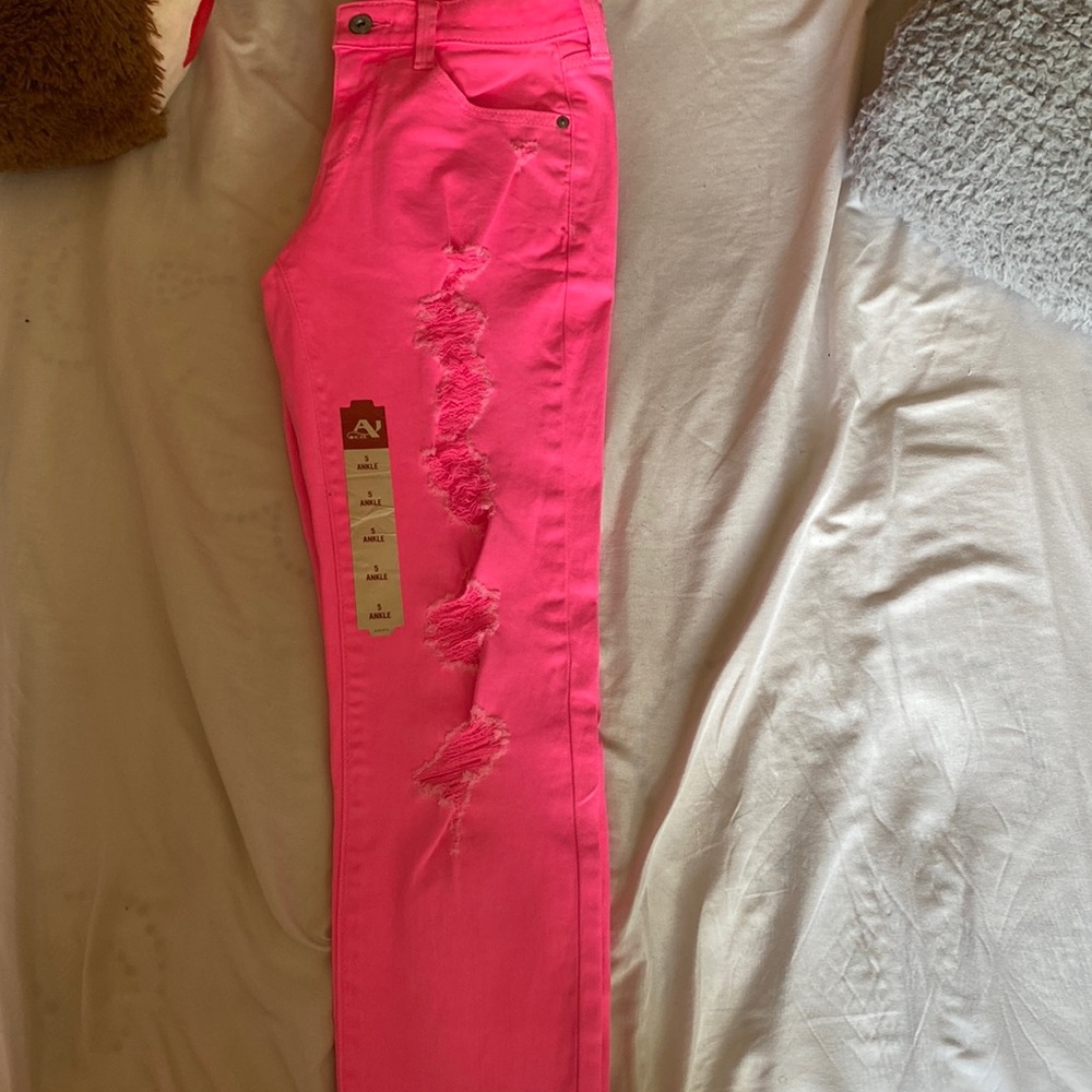 “Arizona co.” pink ripped jeans S: 5